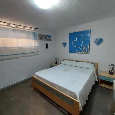 Al Mare Dodostell Apartment La Caletta